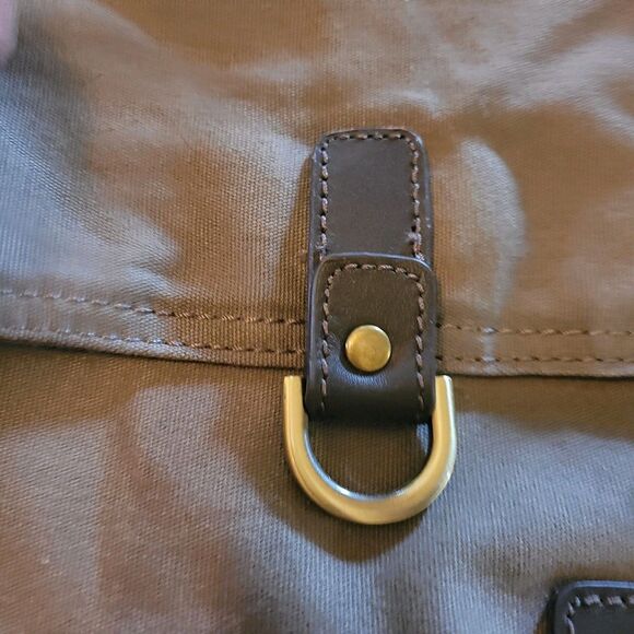 Magellan's Canvas Crossbody Ttavel Messenger Bag Gray Bottle Holder - Picture 4 of 16